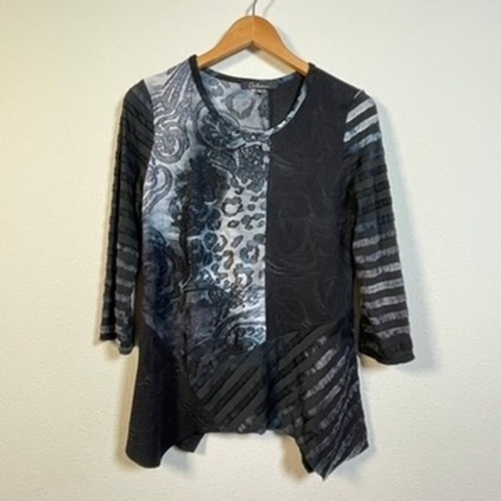 Calessa Tunic Top Women PM Black Gray Mixed Print Paisley Animal 3/4 Sleeve